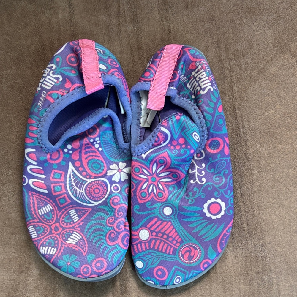 Aqua Kids Water Shoes - Purple and Pink
